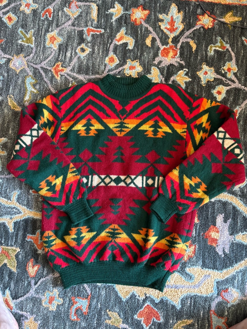 RARE! Vintage 80s Benetton aztec sweater. 100% wool